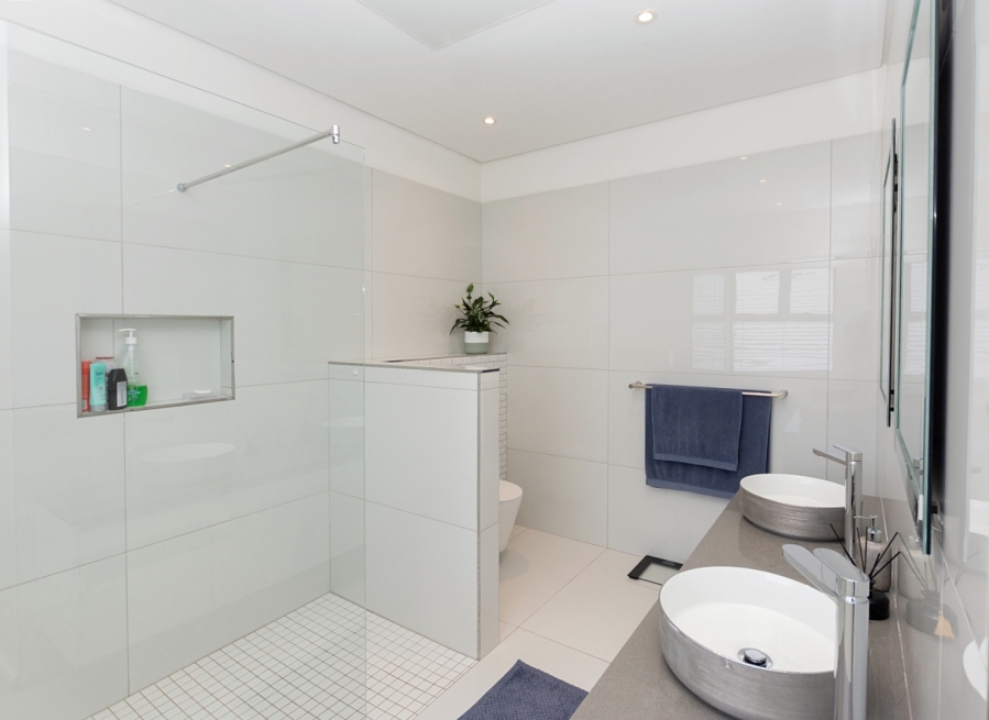 5 Bedroom Property for Sale in Langebaan Country Estate Western Cape